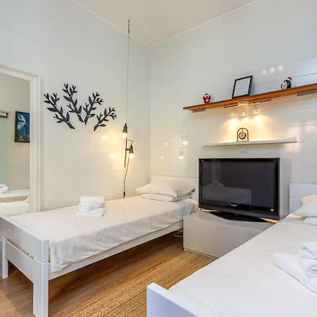 Two Bedroom La Apartamento