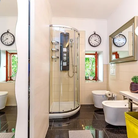 Two Bedroom La Porec
